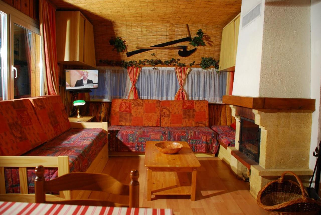 Chalets Des Trois Hetres Plombieres-les-Bains Luaran gambar